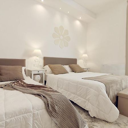 Flos Guest House Lucera Exterior foto